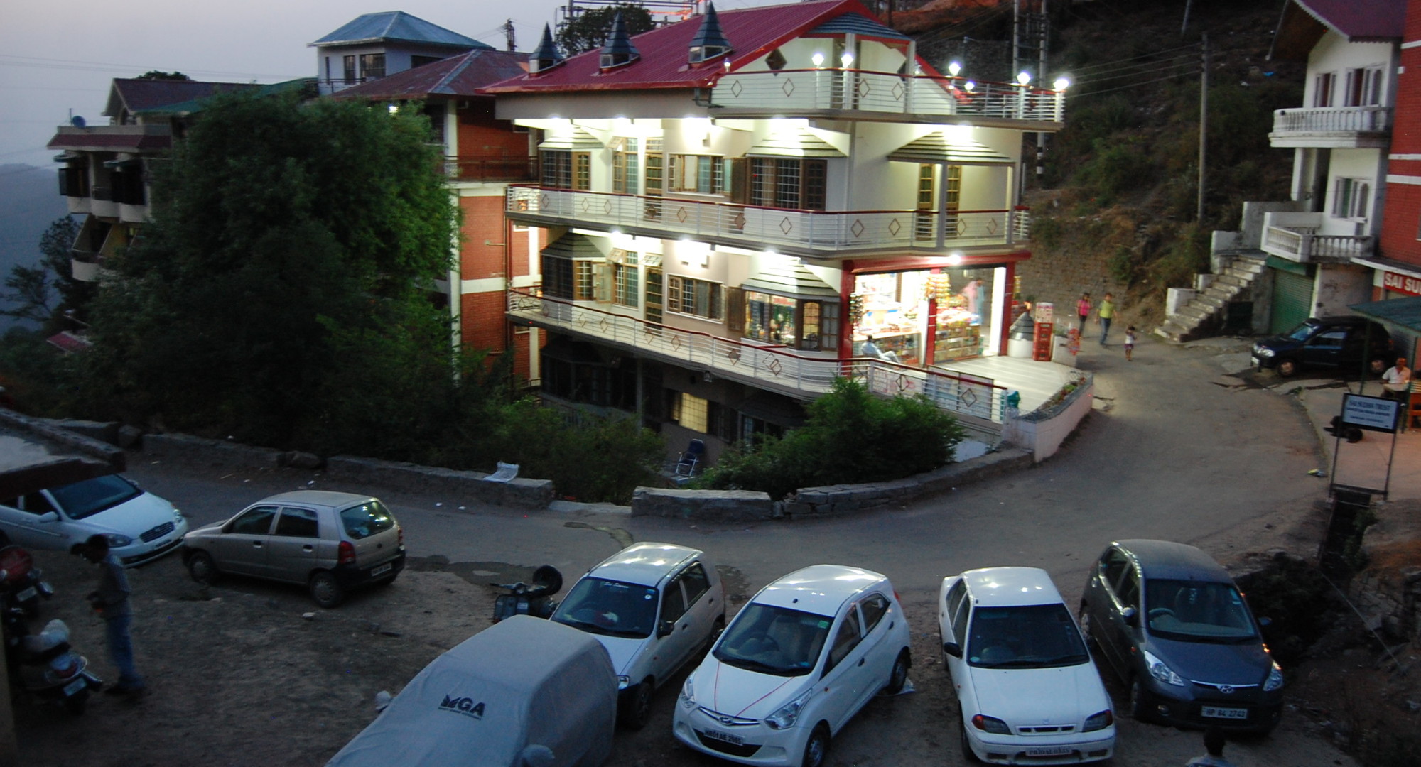 Omkara Homestaykasauli